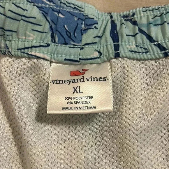 Men’s Vineyard vines swimming trunks size XL alligator crane - Picture 3 of 4